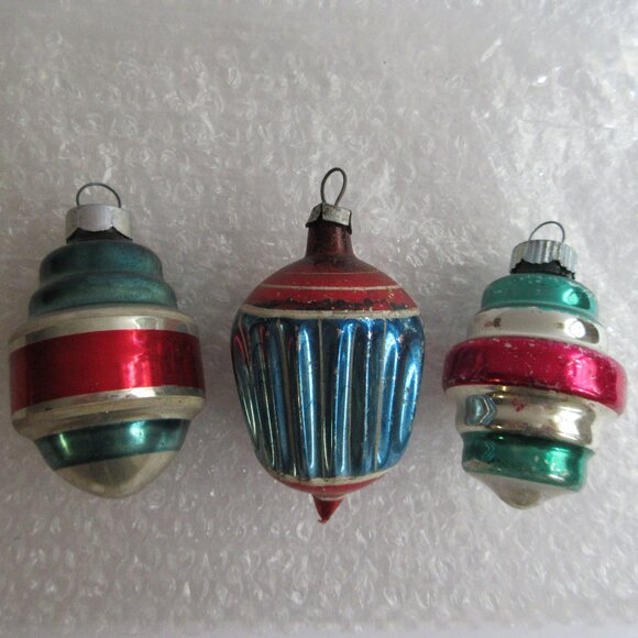 2 Shiny Brite Striped Glass Barrel Chirstmas Ornaments & 1 Fluted teardrop Vtg - Picture 1 of 16